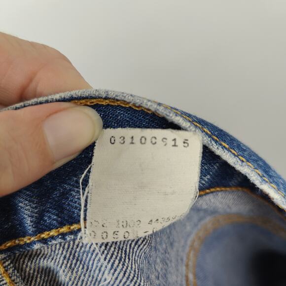 Vintage 90s Levi's 501 Jeans Mens 33x30 Medium Wash Whiskering Straight Fit - Picture 10 of 12
